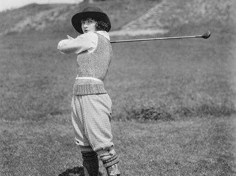 8108_Lady-golfer-old